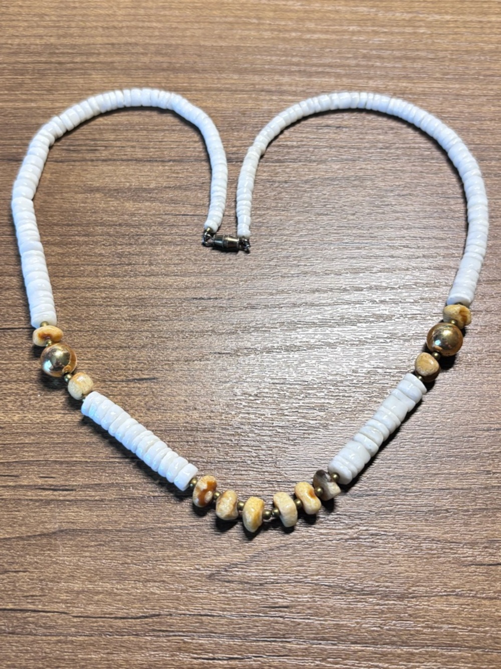 Puka Shell Necklace With Gold Accent Beads And Gemstones.‎ Surfer Hawaiian Beach
